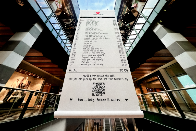 Az OpenTable 'BillBoard' kampánya számláz az anyáknak járó fizetetlen munkáért